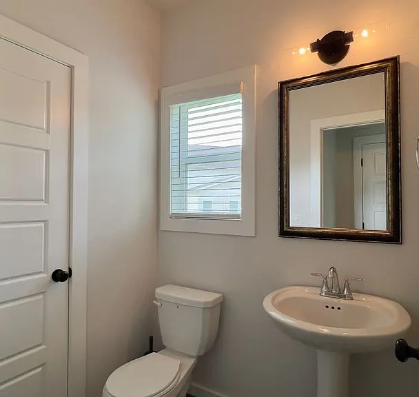 416 Jack Hampton Dr — Photo 4