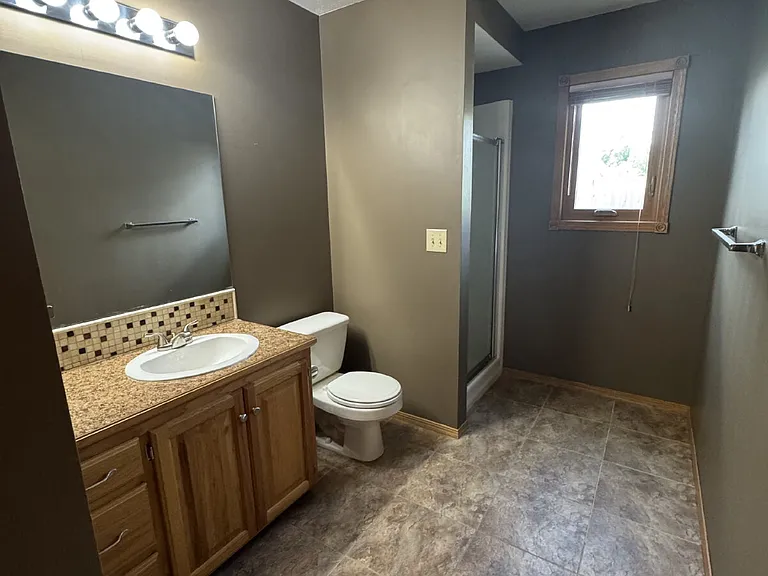 2126 E Country View Dr — Photo 23