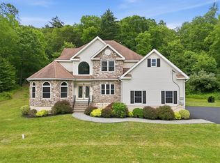 5248 Cherry Valley Rd, Saylorsburg, PA 18353