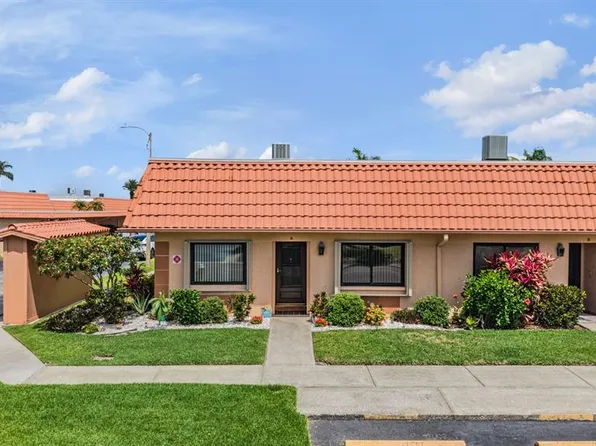 19029 Us Highway 19 N APT 27A, Clearwater, FL 33764