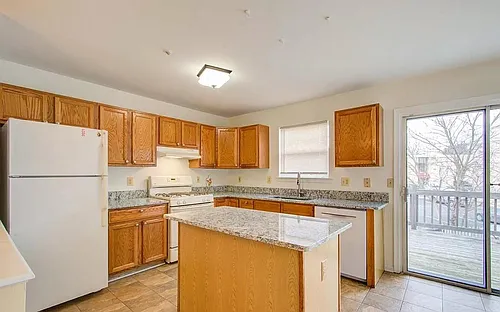 448 Blossom Ln Photo 1