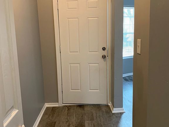 4th image of 6339 S Saint Lawrence Ave #1