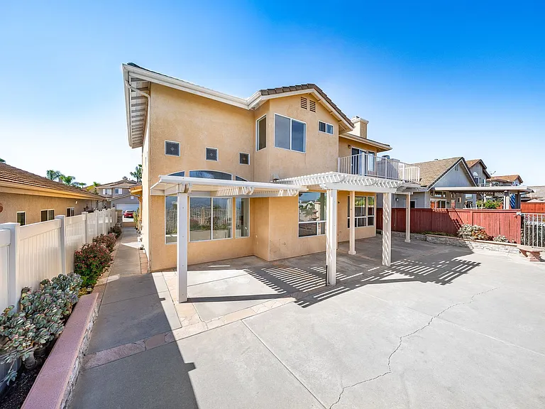 2283 Rock View Gln — Photo 38