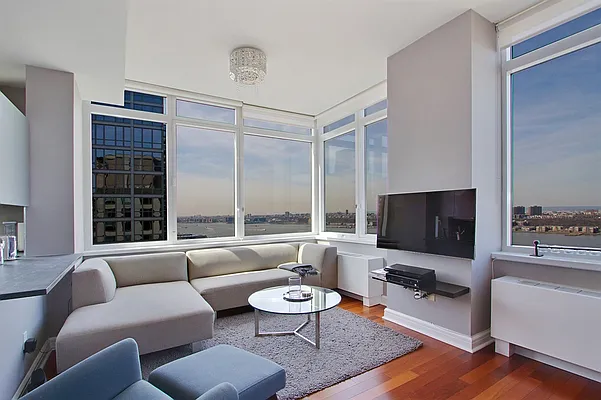 Sold by Corcoran | media 17