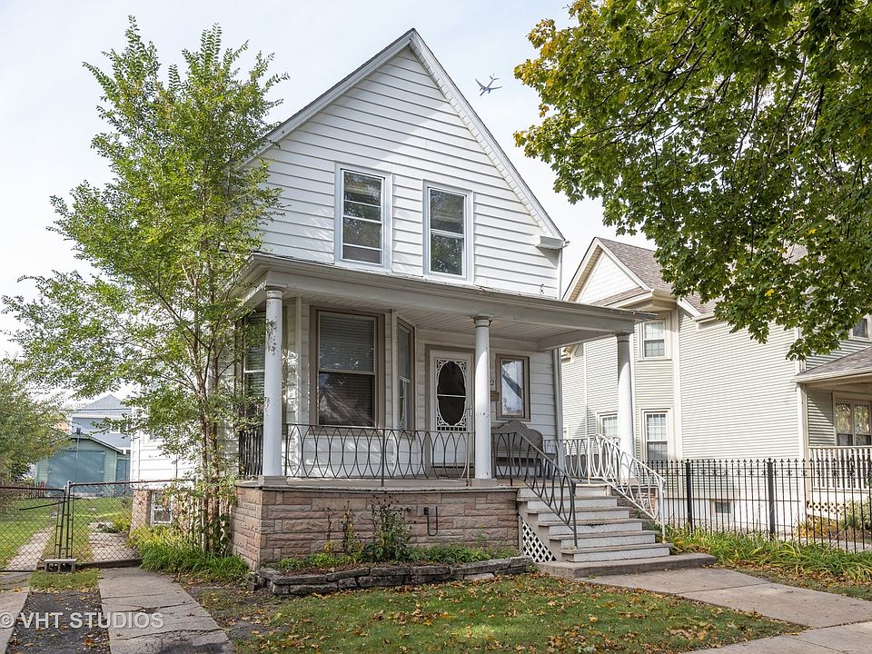 1st image of 4322 N Lowell Ave