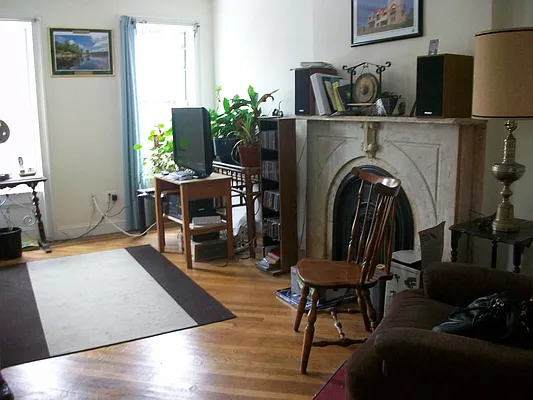 Rented by BLS Realty | media 28