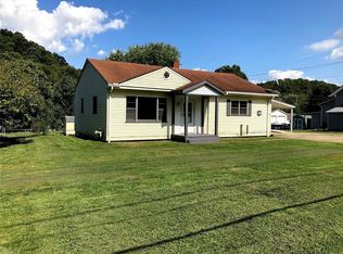 1837 Brightwood Rd SE, New Philadelphia, OH 44663