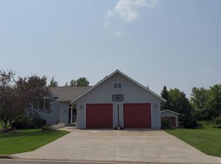212528 Tradition St, Stratford, WI 54484