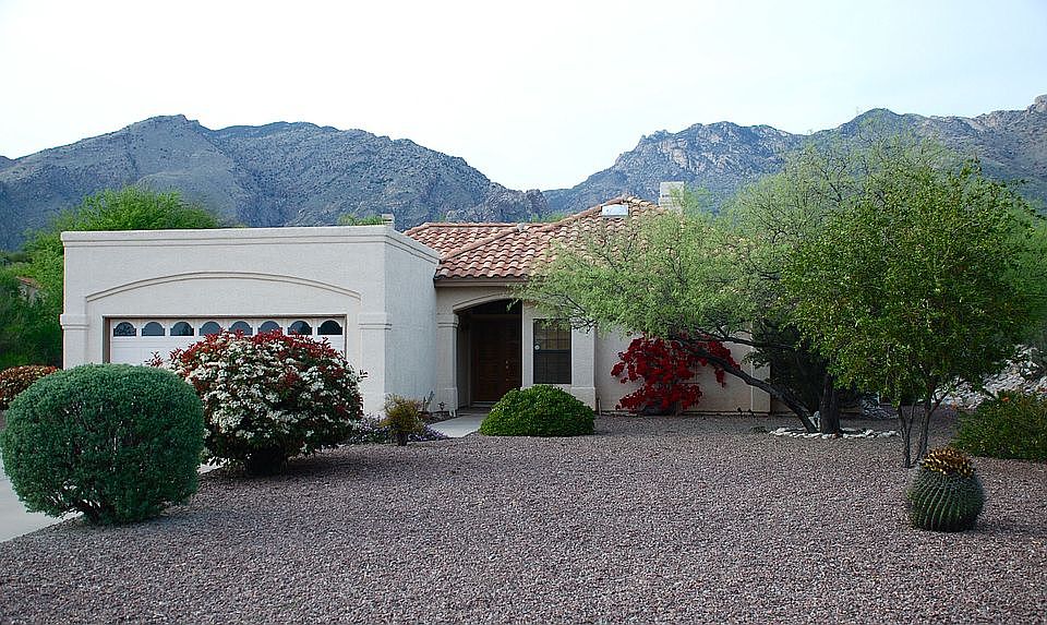 1st image of 6341 E Calle Cavillo