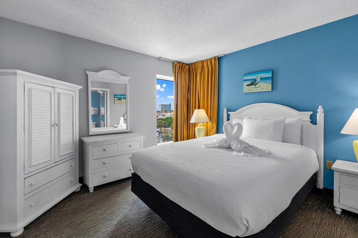 2 bed, 2.0 bath, 807 sqft, $4,292 — Photo 4