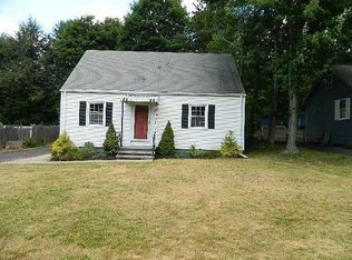 138 Linden Ave, Hamden, CT 06518