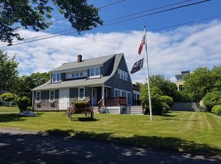 74 King Philip Rd, Narragansett, RI 02882