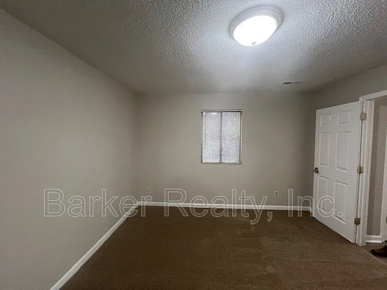 205 E Ransom St #1B — Photo 6