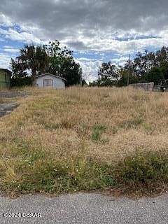 2nd image of 3459 Populatic St
