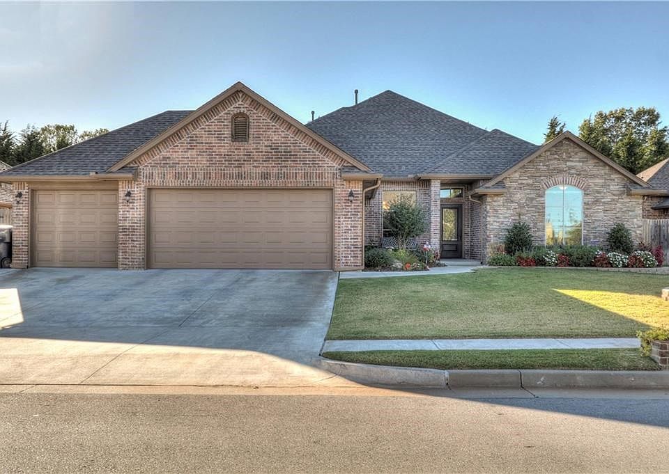 1st image of 13605 Rachel Ct