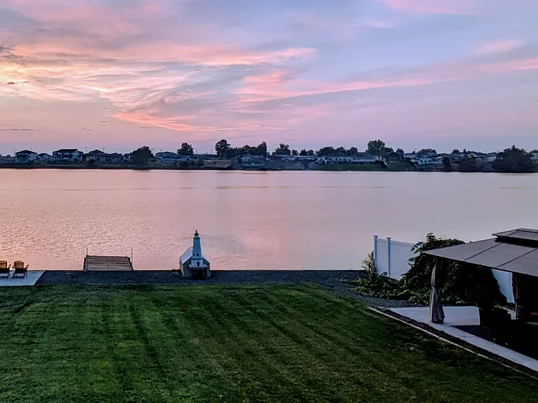 1510 S Lakeway Dr — Photo 41