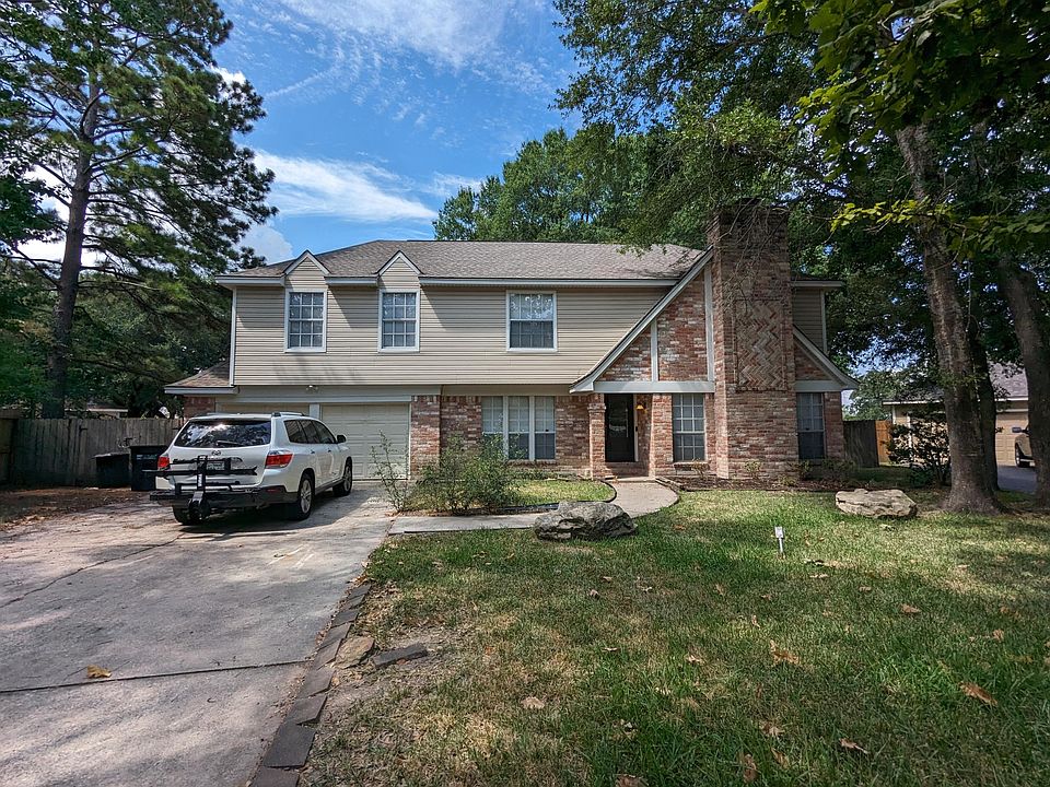 1st image of 7602 12th Fairway Ln