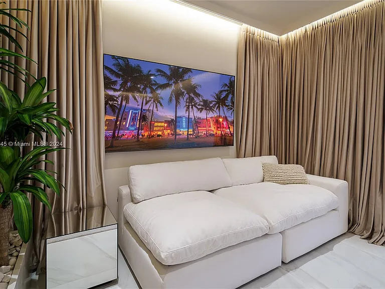 19115 Fisher Island Dr #19115 — Photo 19