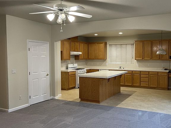 3rd image of 1937 Sagebrush Way