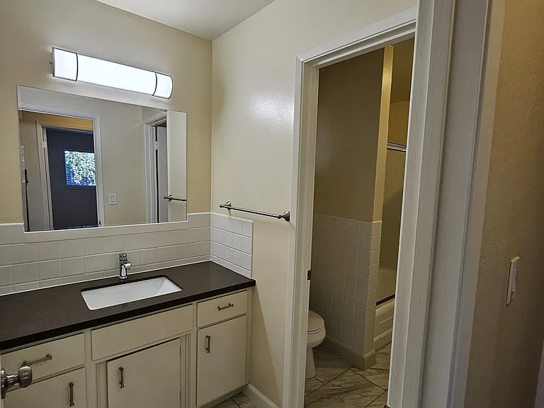1240 Klee Ct — Photo 10