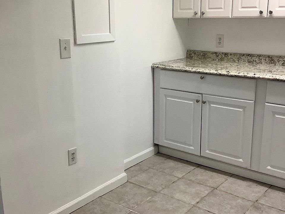 1363 Prospect Ave East Meadow, NY Zillow Apartments for Rent in