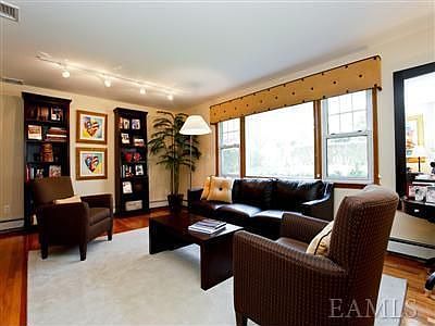 5th image of 120 Brookdale Dr