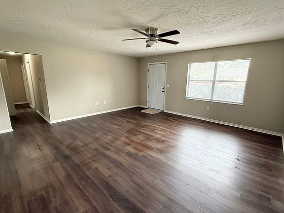 5th image of 4345 SE 59th St