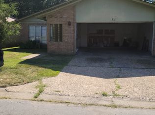 11 Seville Dr, North Little Rock, AR 72120
