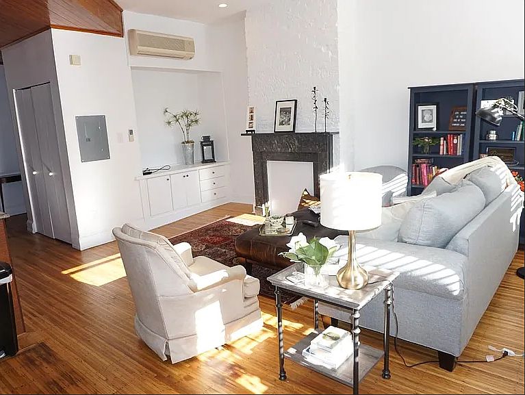 1st image of 1521 Spruce St APT 400