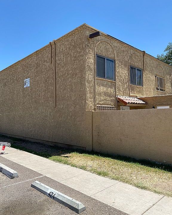 2nd image of 4471 E Pueblo Ave