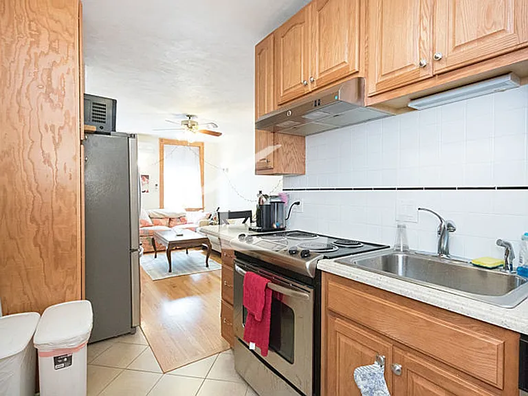 91 Myrtle St #6 — Photo 7
