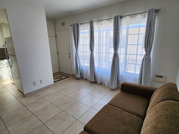 5th image of 2717 Orchard Ave APT 16