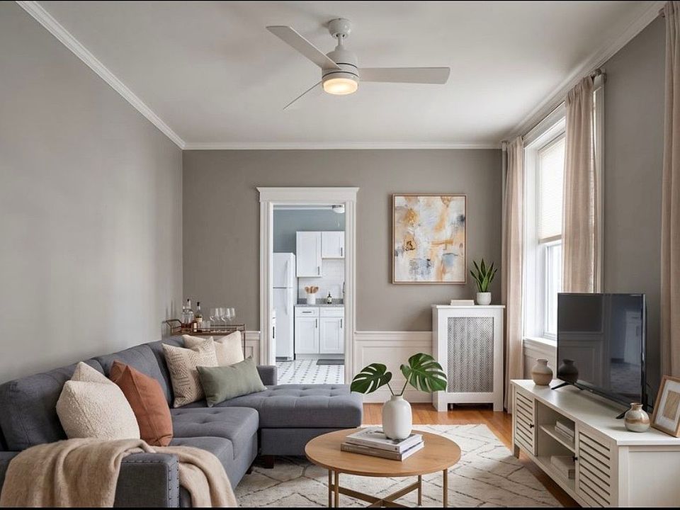 1st image of 30 Chiswick Rd APT 5