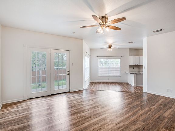4th image of 7415 Corian Park Dr
