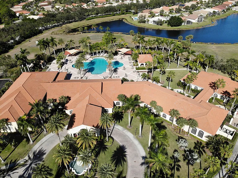 431 NW Cool Water Ct — Photo 39