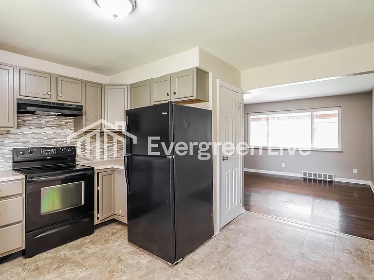 3363 Blue Rock Rd — Photo 8