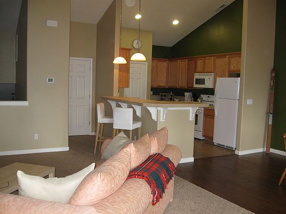 Open and spacious kitchen with Gas Range and Oven