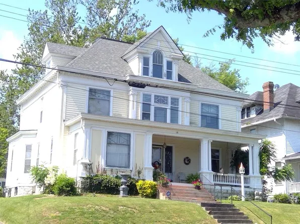 16 Boone Ave, Winchester, KY 40391