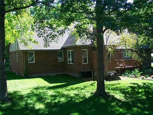 2nd image of 6400 Proctor Ave