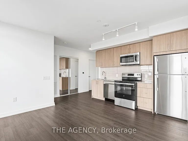 4010 Eglinton Ave W #625 — Photo 10