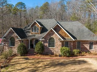 808 Bmw Dr, Ellijay, GA 30540