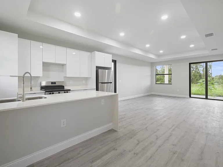757 Joponica Ave S — Photo 7