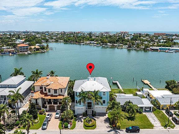 2nd image of 821 Bay Point Dr