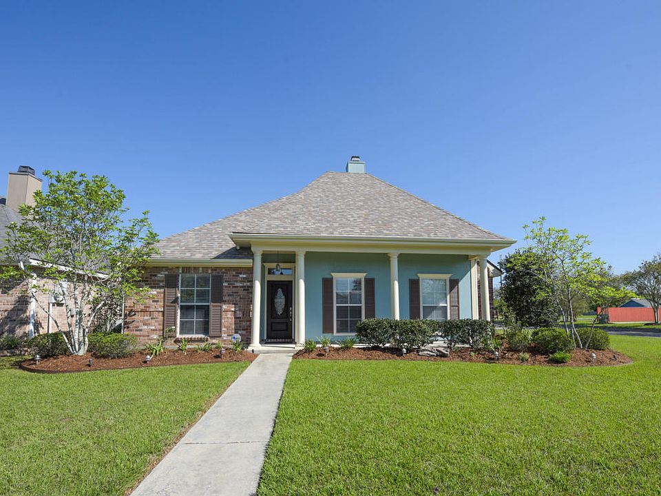1st image of 100 Windermere Cir