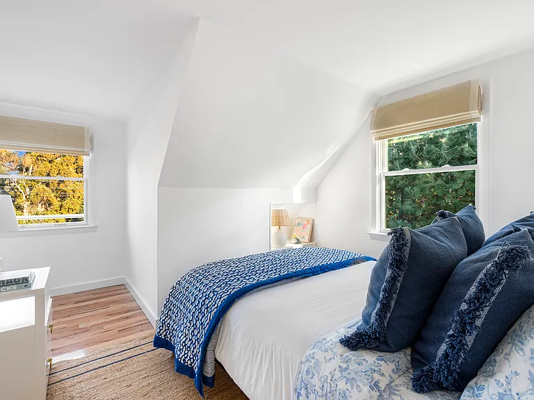 30 Wyandanch Ln — Photo 15