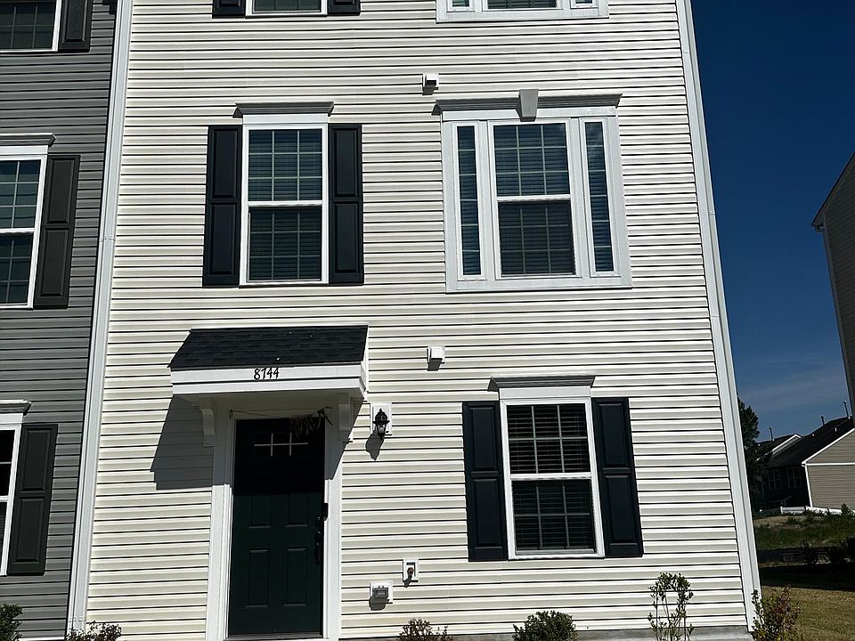 1st image of 8744 Red Canyon Way