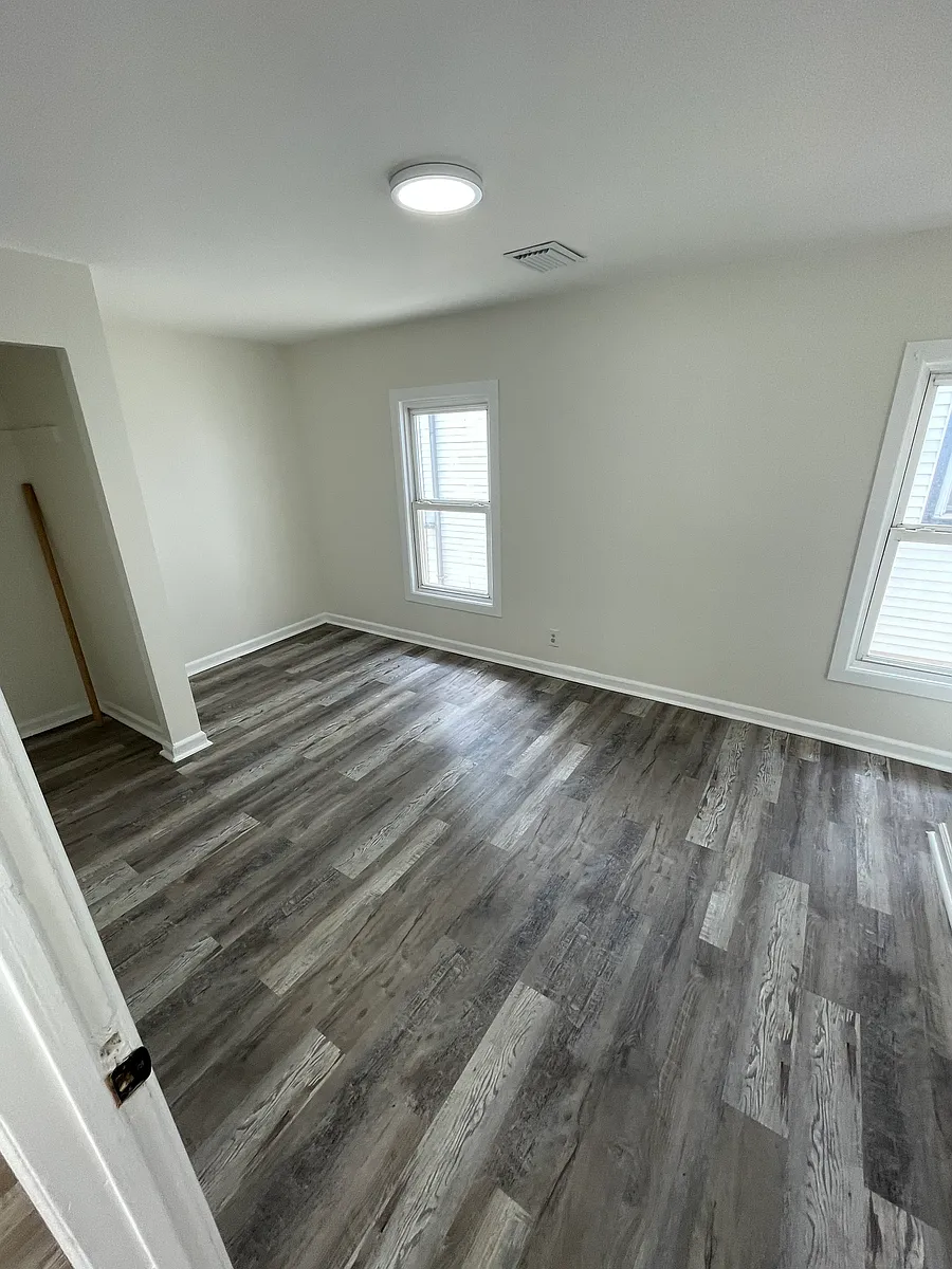 Building Photo - 48 Oraton St #1