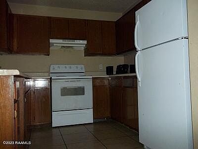 5th image of 106 Vieux Orleans Cir