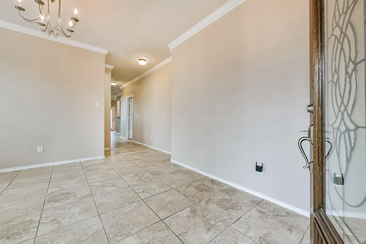 Building Photo - 3041 Heather Grove Ln