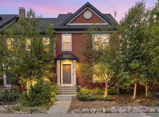 362 SW Legacy Village Way SE, Calgary, AB T2X0Y9